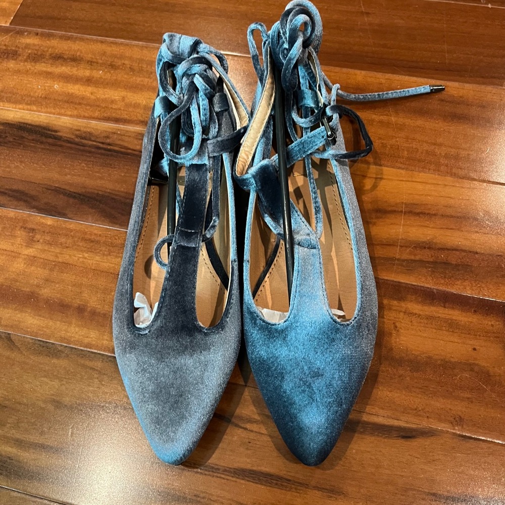 Gray Velvet Ballet Flat Lace Up Pointed Toe Strappy T Yoki Urban-80 New Size 7.5